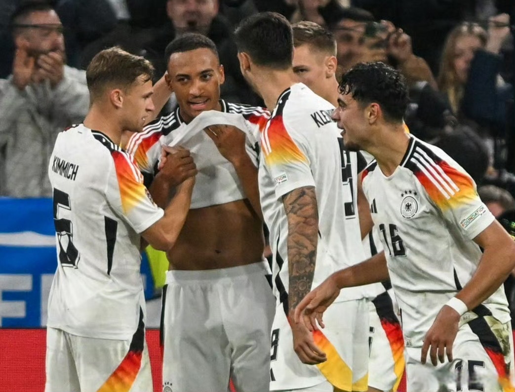 荷兰对西班牙半决赛最新消息 荷兰对西班牙半决赛最新消息